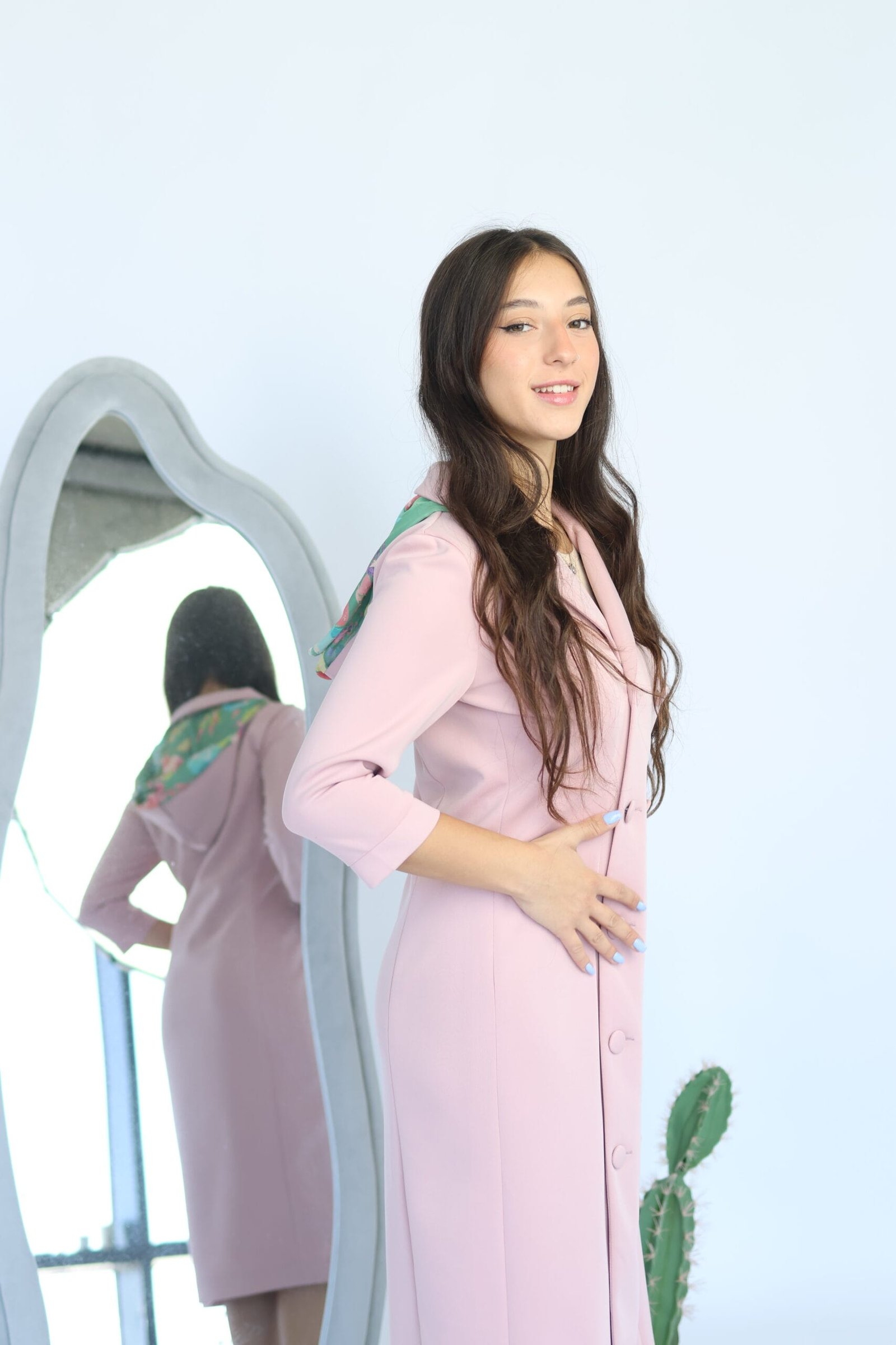 שמלת Business ורוד בהיר – תמונה 3