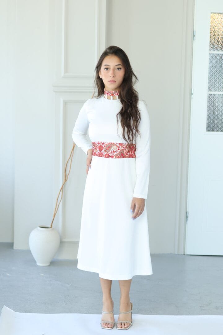 שמלת  Oshrat לבנה