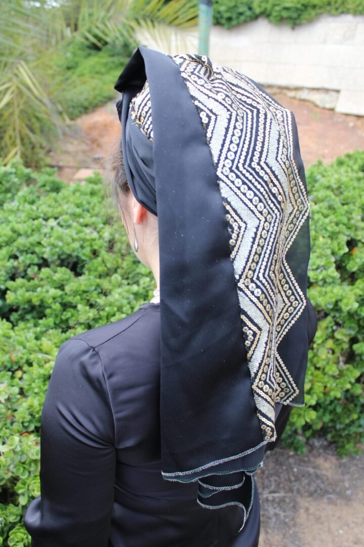 Alternative view of מטפחת טורמלין שחור