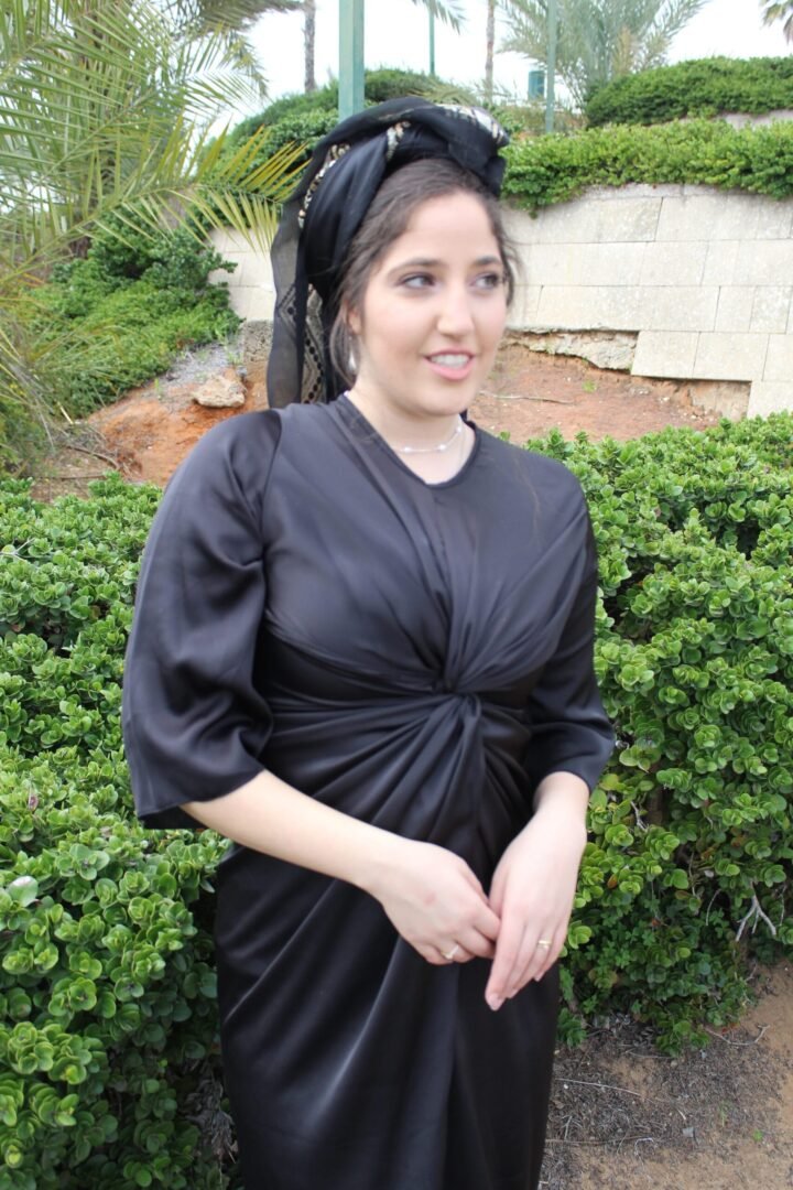 מטפחת טורמלין שחור