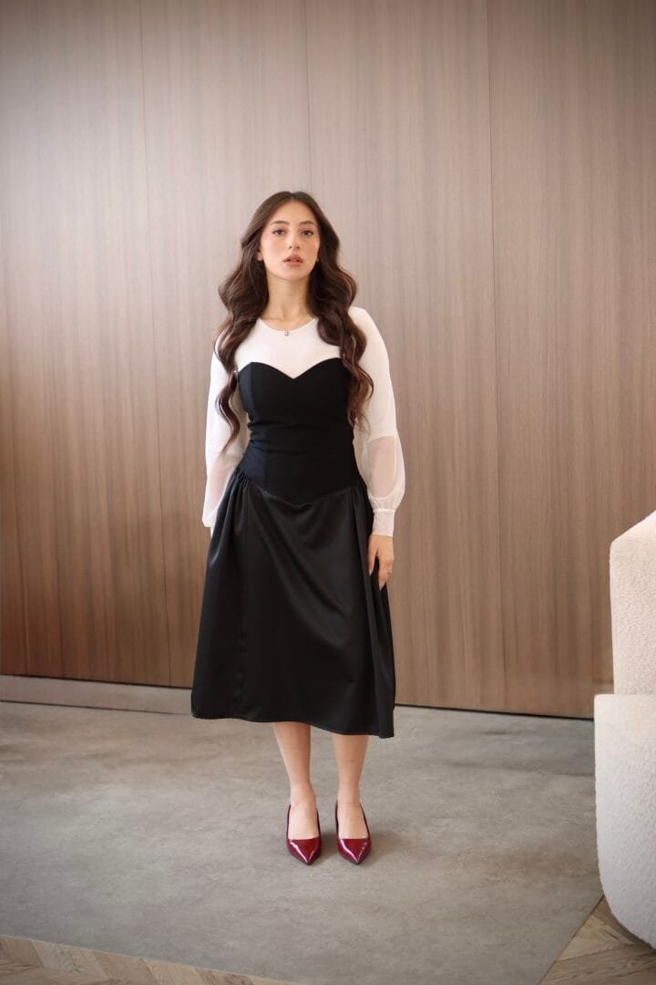 "הילה" שחורה